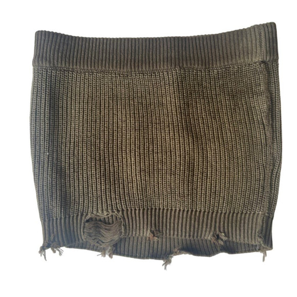 Ser.o.ya Alora Mini Skirt in Forte Greene - Picture 1 of 6